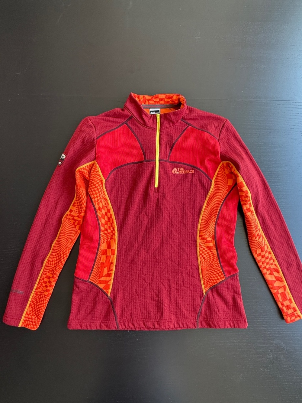 The RedFace Women's Medium 1/4 Zip Trail Running Performance Pullover Burgundy
